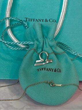 ♎️Tiffany & Co. Libra Zodiac Paloma Picasso Sterling 925 Pendant Necklace✨️